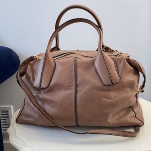 Tod’s D bag Bauletto Taupe Used 9/10